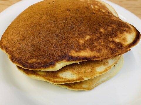 甘じょっぱ！簡単バジルチーズパンケーキ